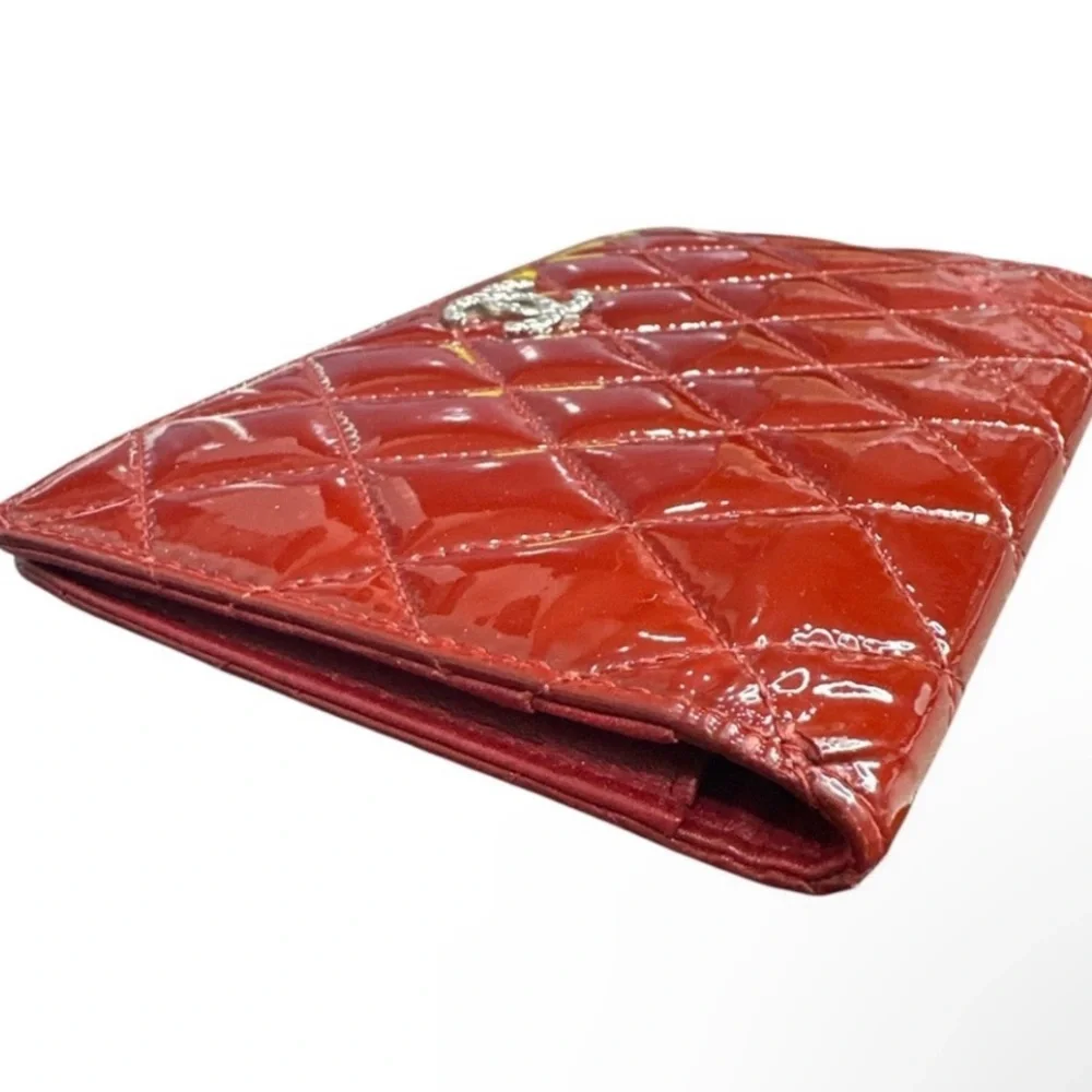 CHANEL Red Quilted Patent Leather Wallet with Silver CC Logo